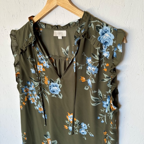 LOFT Sleeveless Casual Polyester Floral Blouse Large - Picture 3 of 10